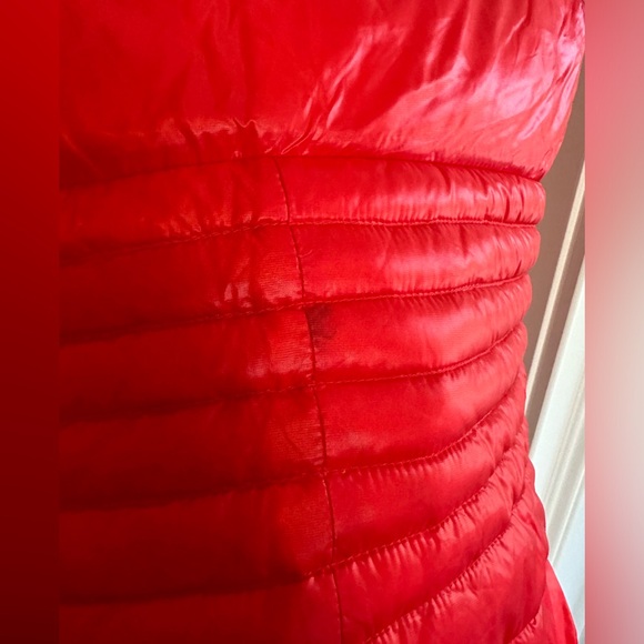Lululemon Puffer Vest - Picture 13 of 14